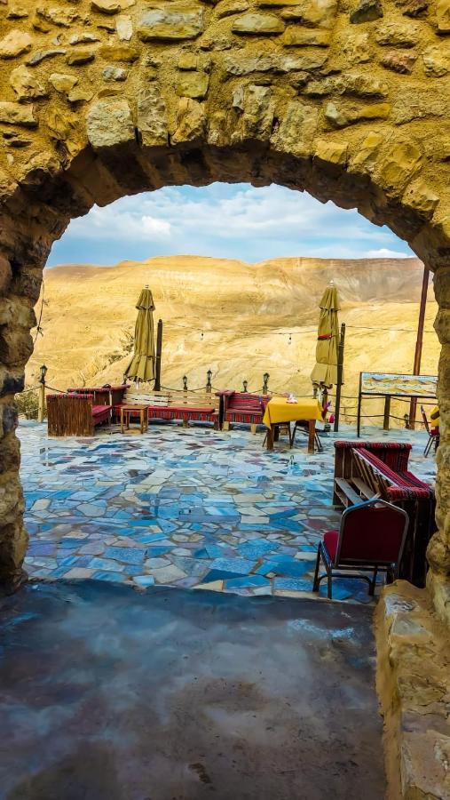 Гостевой дом Mumia Restaurant & House Эль-Карак Экстерьер фото